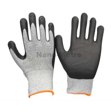 NMSAFETY nuevos guantes mecánicos de seguridad exportan 13g de nylon negro y UHMWPE blanco recubierto de negro de alta tecnología de espuma de nitrilo en la palma